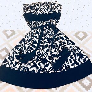 Whitehouseblackmarket dress size 6